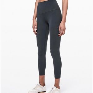 Align Pant 28”
